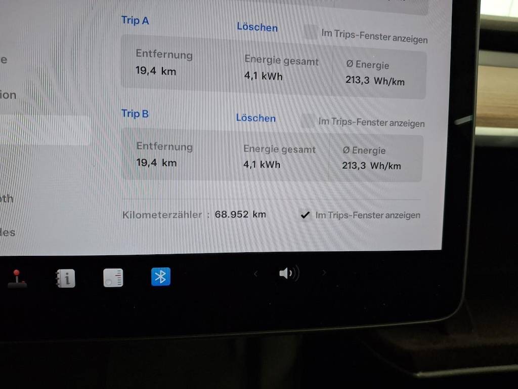 Tesla Model Y 75kWh Long Range AWD