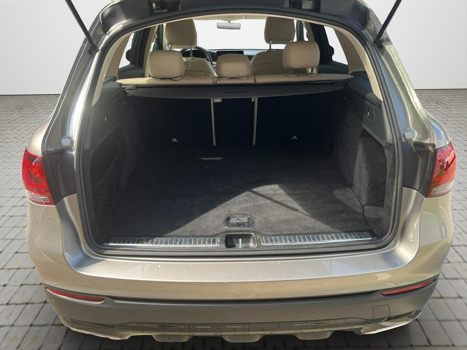 MERCEDES-BENZ GLC 220 d 4MATIC
