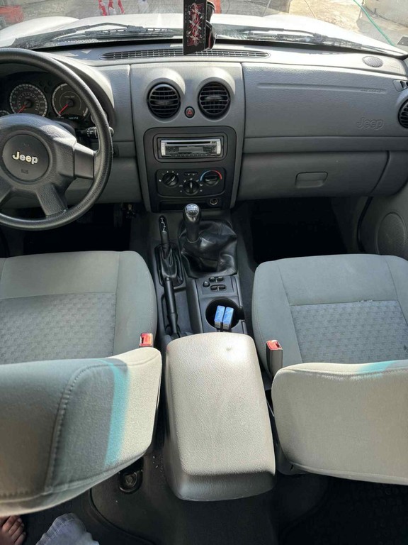 Jeep Cherokee 2.8 CRD 16V Sport