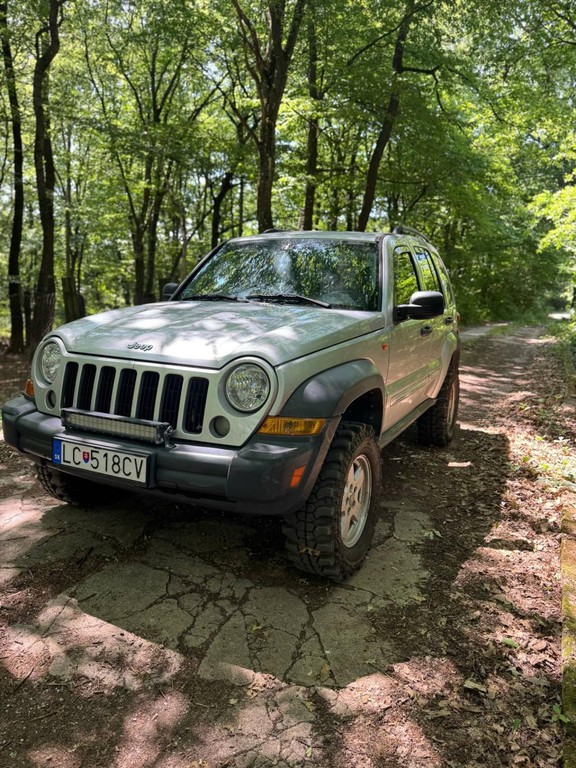 Jeep Cherokee 2.8 CRD 16V Sport