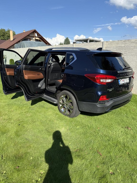 SsangYong Rexton 2.2 4WD A/T