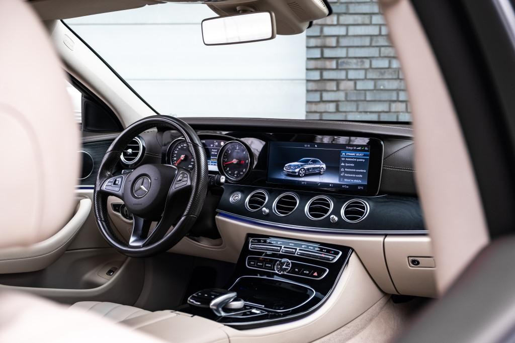 Mercedes E trieda 350 d A/T AIRMATIC