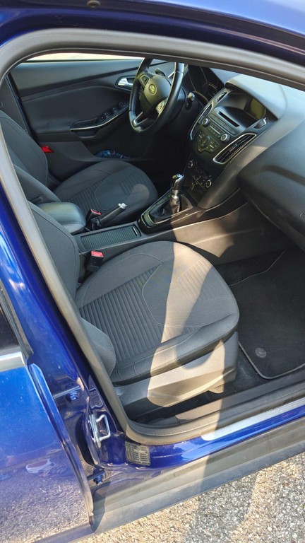 Ford Focus Combi 1.0 EcoBoost 125k Titanium