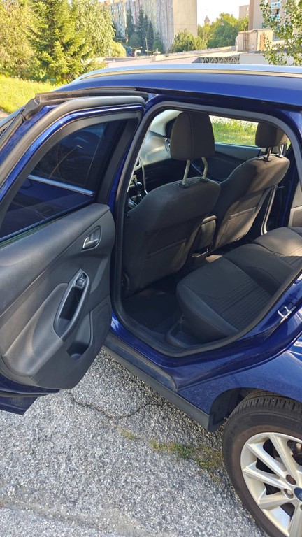 Ford Focus Combi 1.0 EcoBoost 125k Titanium