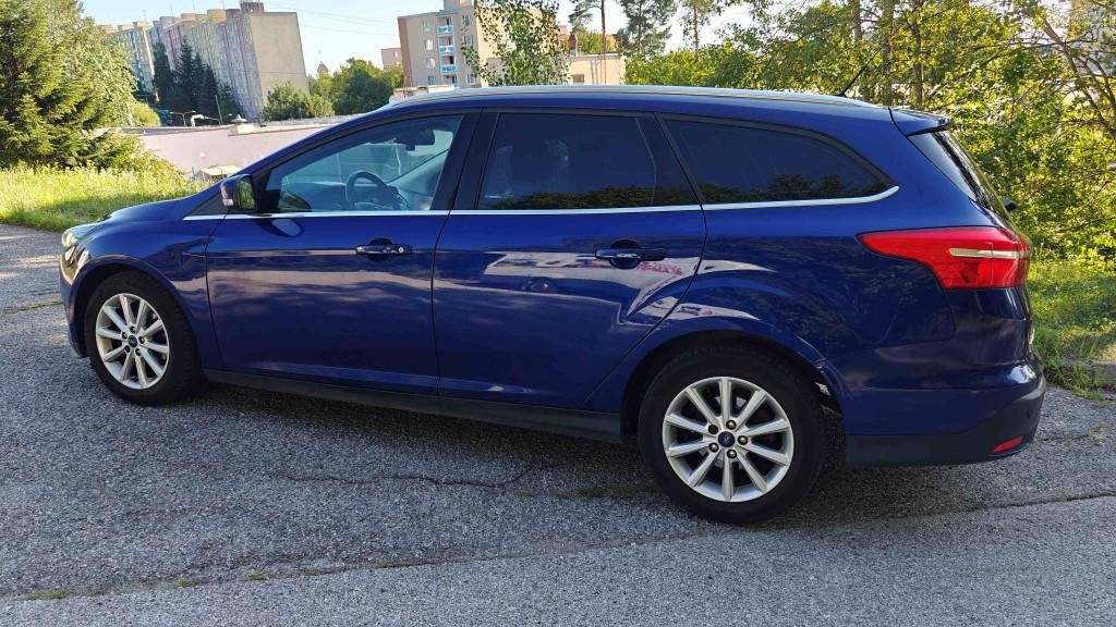 Ford Focus Combi 1.0 EcoBoost 125k Titanium