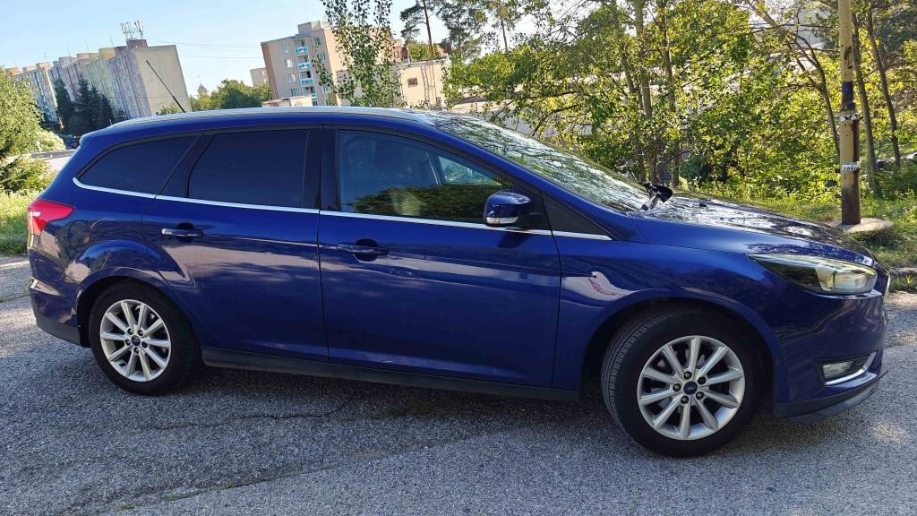 Ford Focus Combi 1.0 EcoBoost 125k Titanium