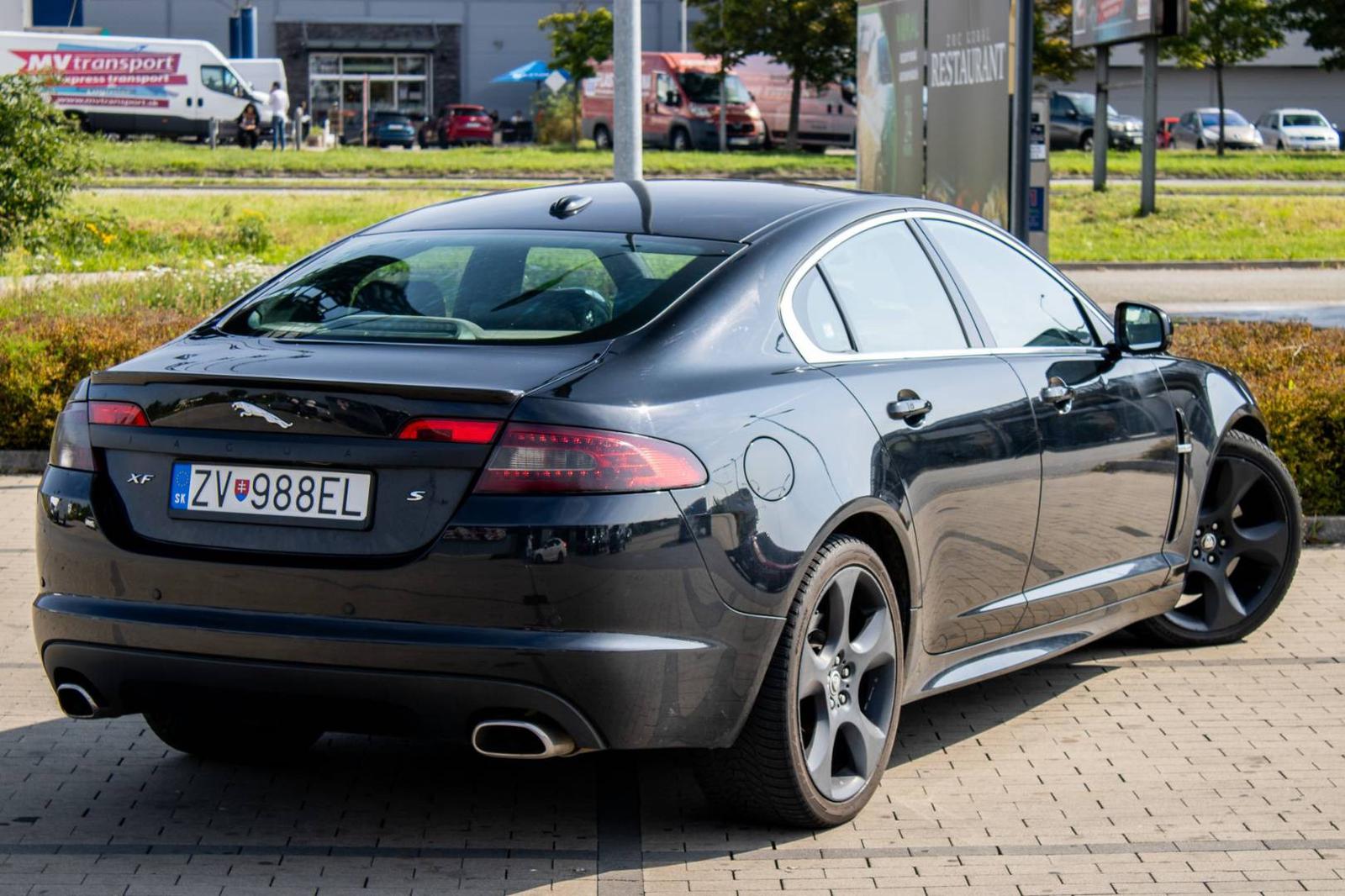 Jaguar XF 3.0D S V6 Luxury