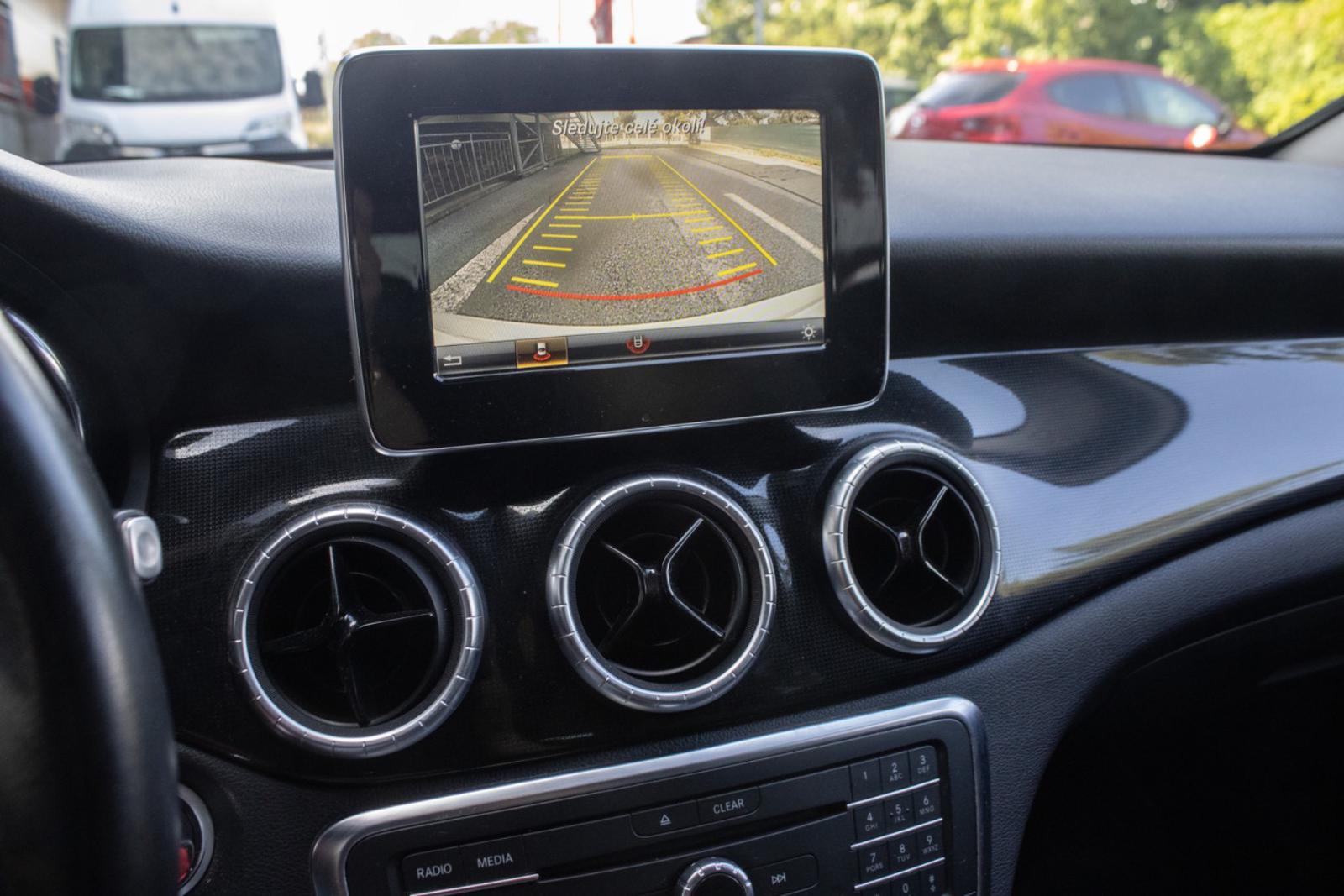 Mercedes-Benz CLA Shooting Brake SB 200 CDI A/T