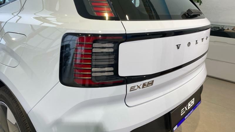 Volvo EX30 PLUS, Single Motor, 200 kW / 2