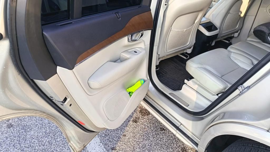 Volvo XC90 D5 Drive-E Inscription 7m AWD A/T