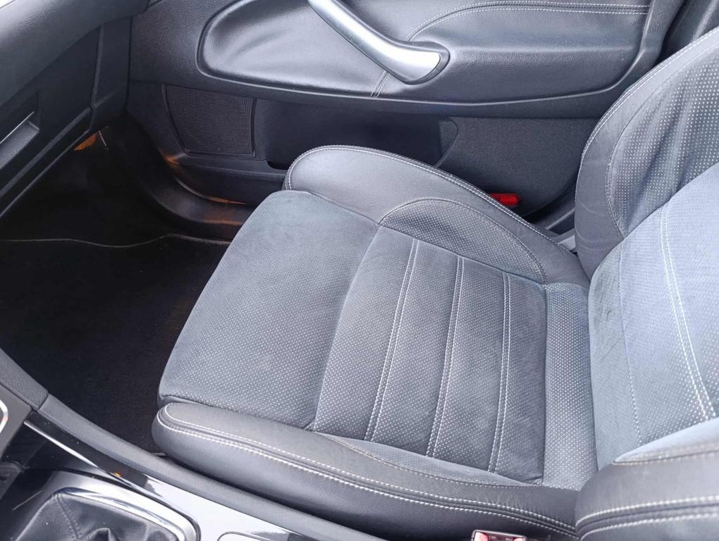 Ford Mondeo 2.0 TDCi DPF Titanium