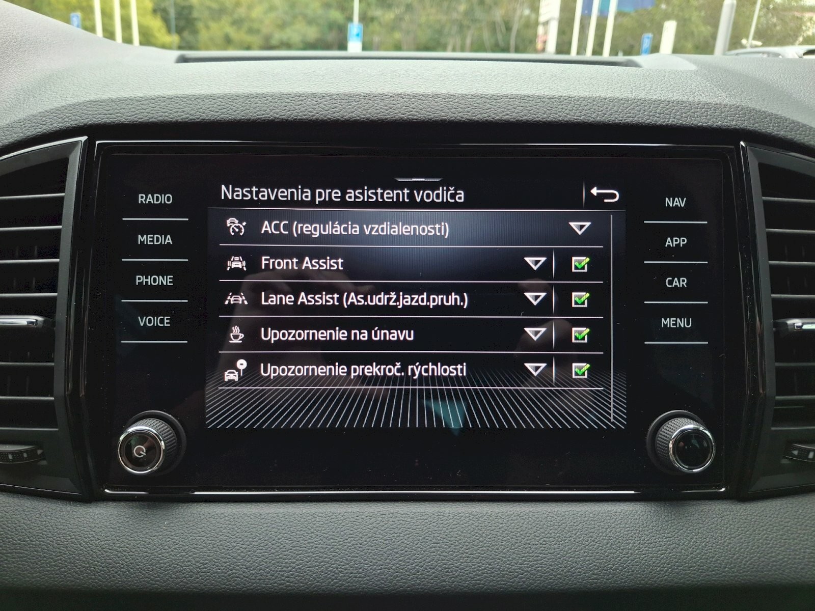 Škoda Karoq 1,5 TSI Sportline
