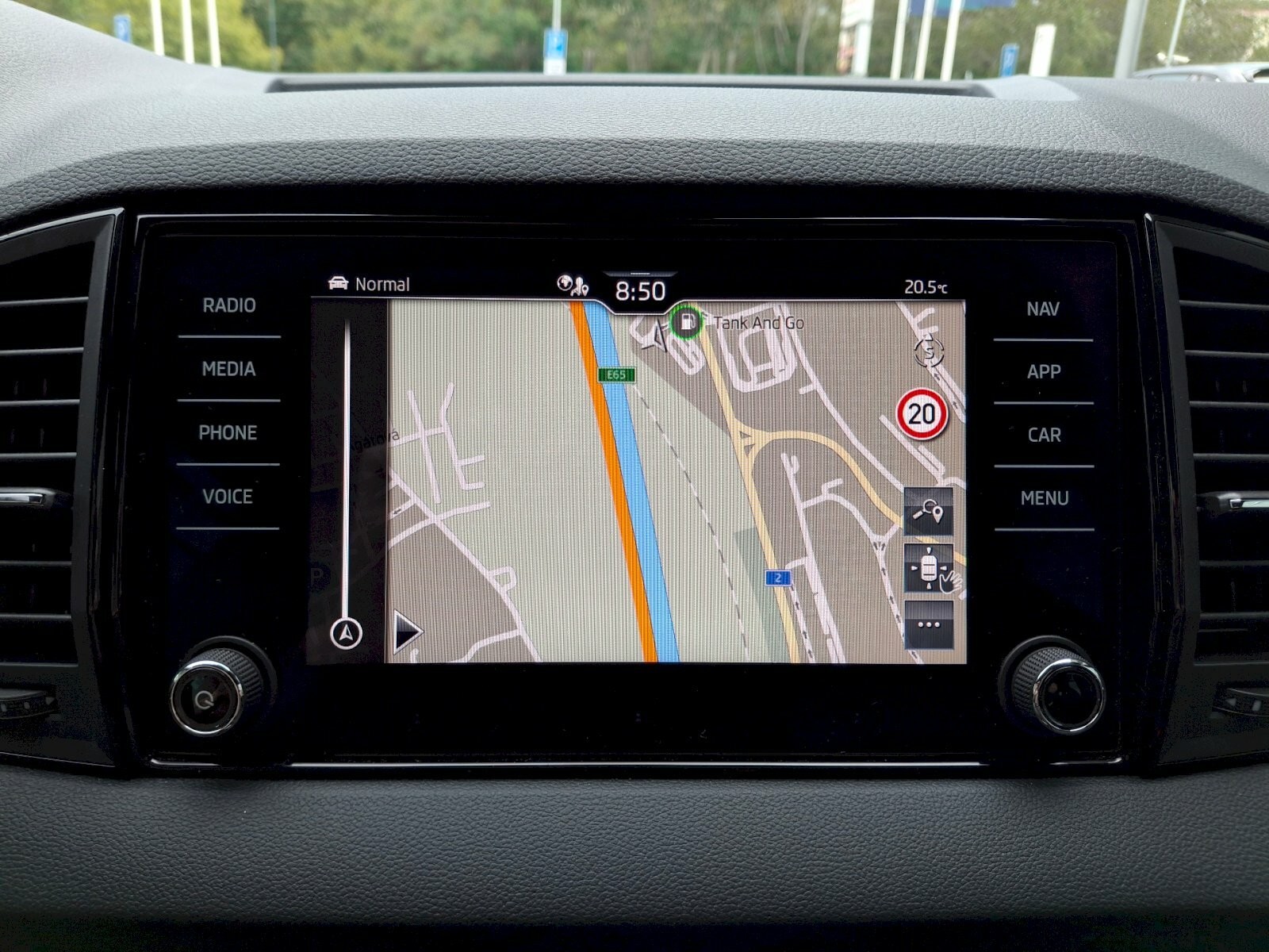 Škoda Karoq 1,5 TSI Sportline