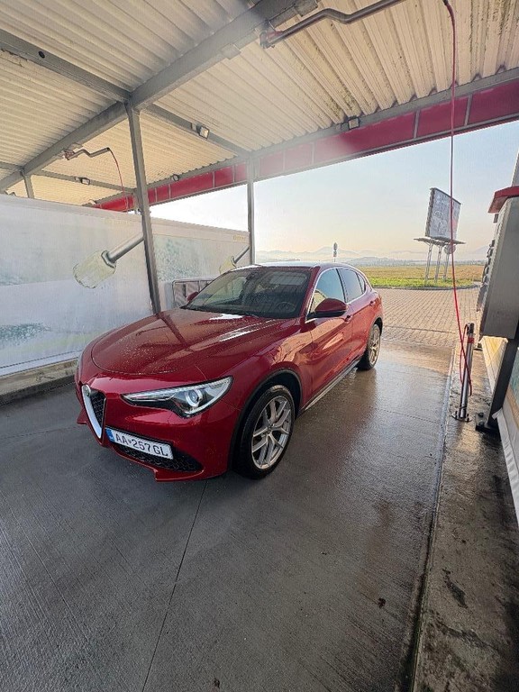 Alfa Romeo Stelvio 2.0 280k First Edition Q4 A/T