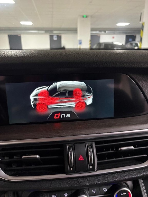 Alfa Romeo Stelvio 2.0 280k First Edition Q4 A/T