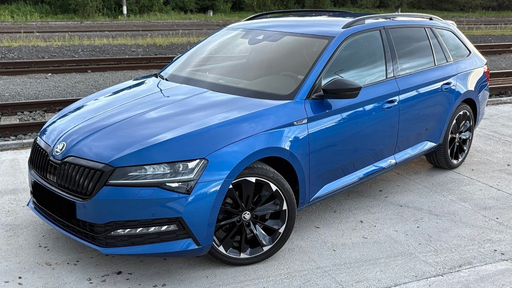 Škoda Superb Combi 2.0 TDI SCR Sportline 4x4 DSG