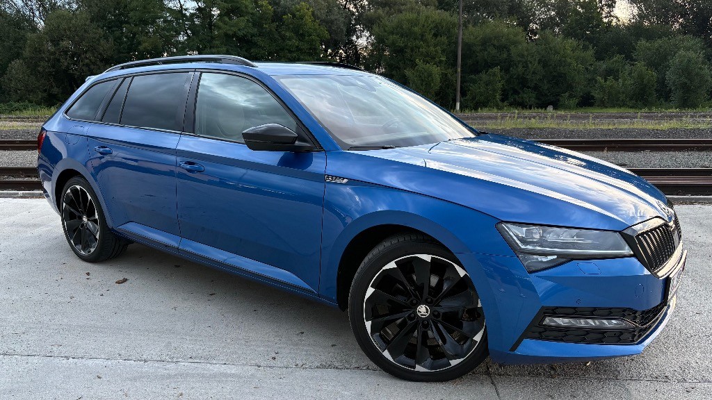 Škoda Superb Combi 2.0 TDI SCR Sportline 4x4 DSG