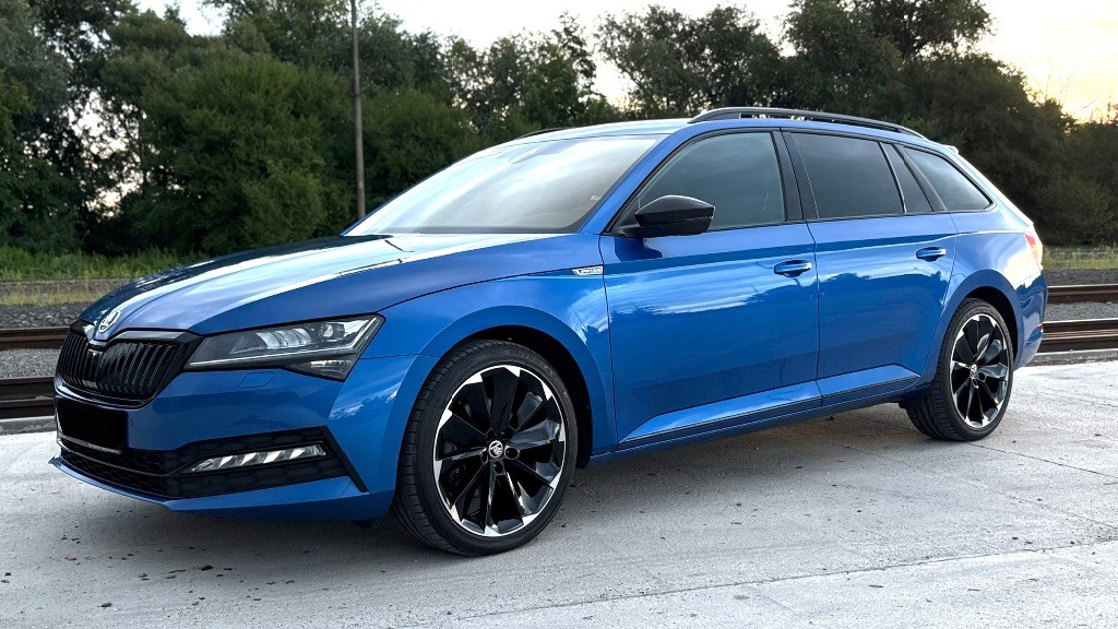 Škoda Superb Combi 2.0 TDI SCR Sportline 4x4 DSG