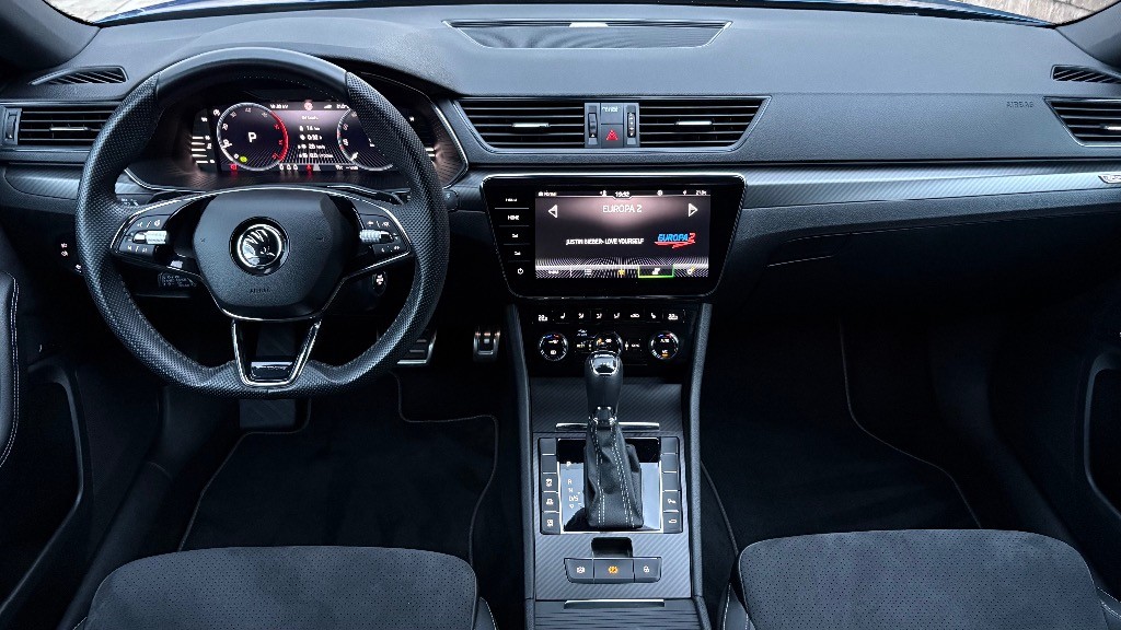Škoda Superb Combi 2.0 TDI SCR Sportline 4x4 DSG