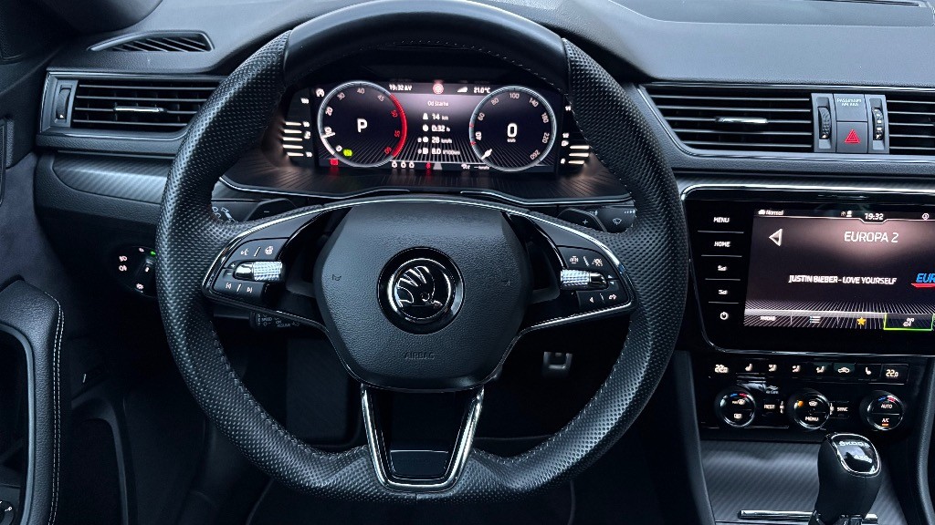 Škoda Superb Combi 2.0 TDI SCR Sportline 4x4 DSG