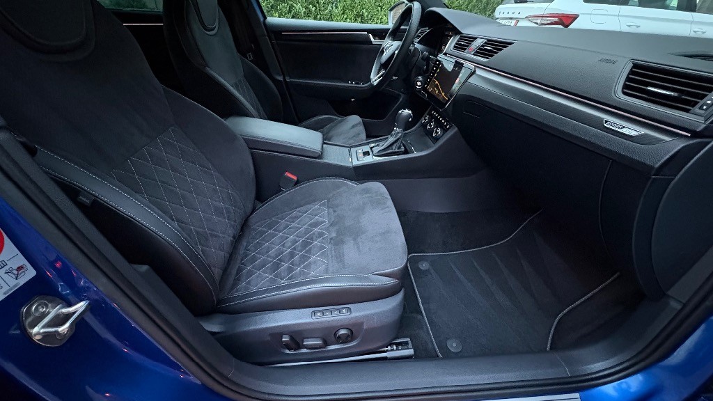 Škoda Superb Combi 2.0 TDI SCR Sportline 4x4 DSG
