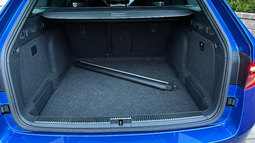 Škoda Superb Combi 2.0 TDI SCR Sportline 4x4 DSG