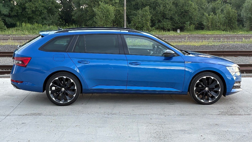 Škoda Superb Combi 2.0 TDI SCR Sportline 4x4 DSG