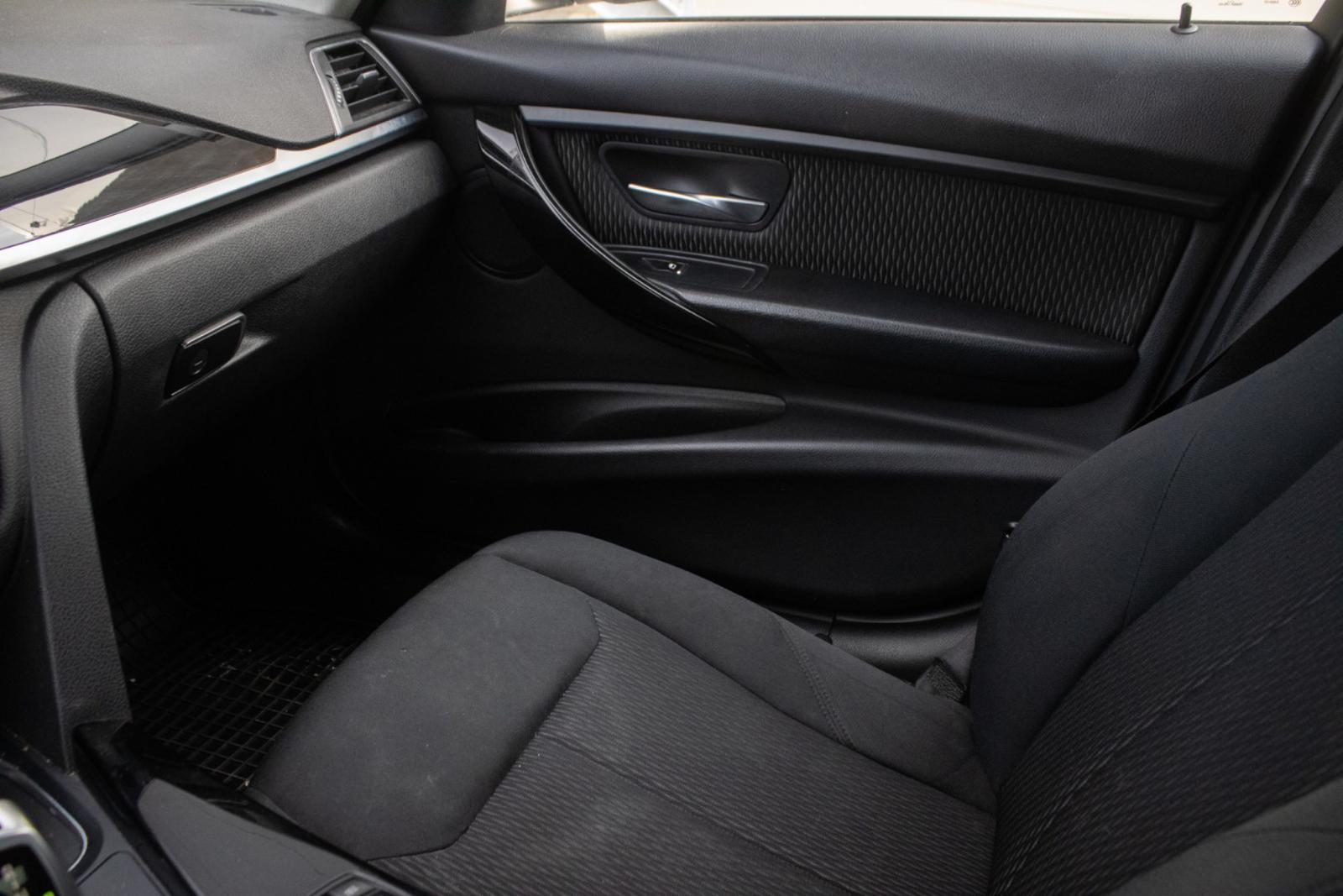 BMW Rad 3 320d Advantage A/T