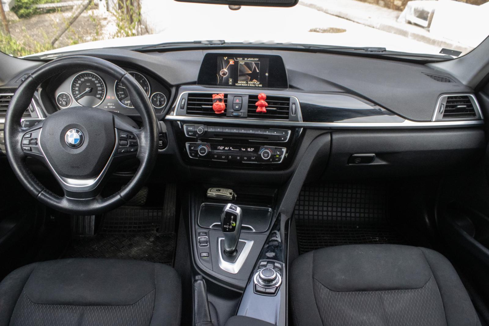 BMW Rad 3 320d Advantage A/T