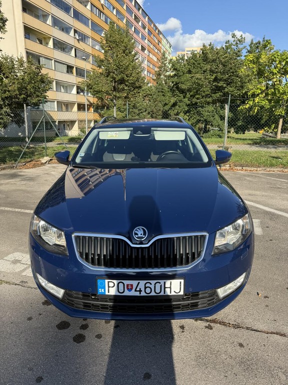 Škoda Octavia Combi 2.0 TDI Elegance/Style DSG