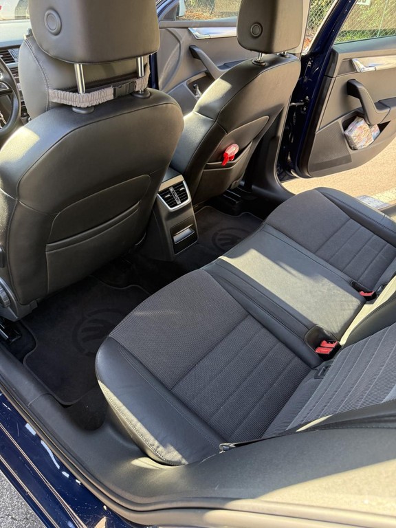 Škoda Octavia Combi 2.0 TDI Elegance/Style DSG