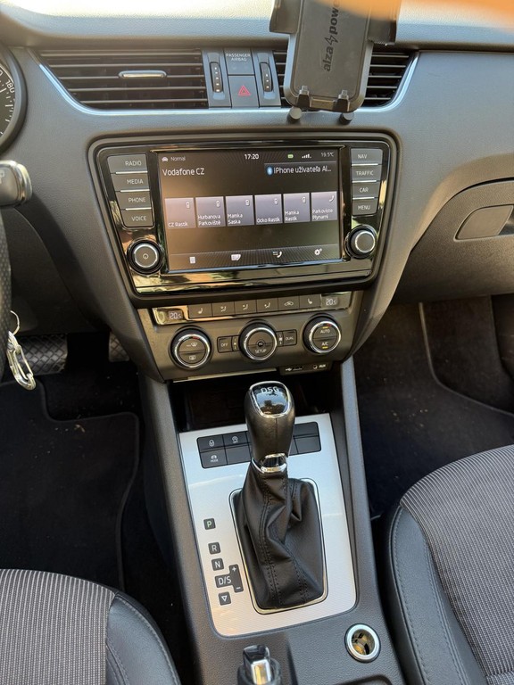 Škoda Octavia Combi 2.0 TDI Elegance/Style DSG