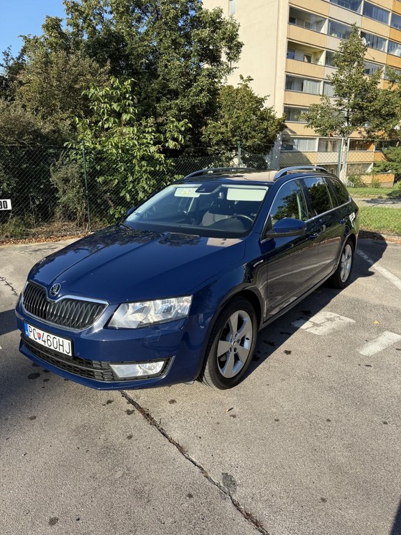 Škoda Octavia Combi 2.0 TDI Elegance/Style DSG