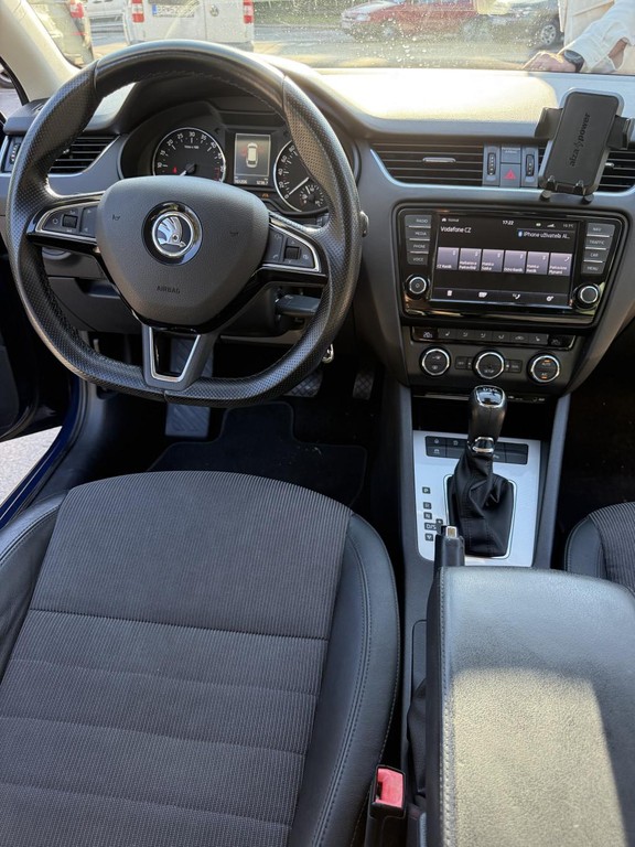 Škoda Octavia Combi 2.0 TDI Elegance/Style DSG
