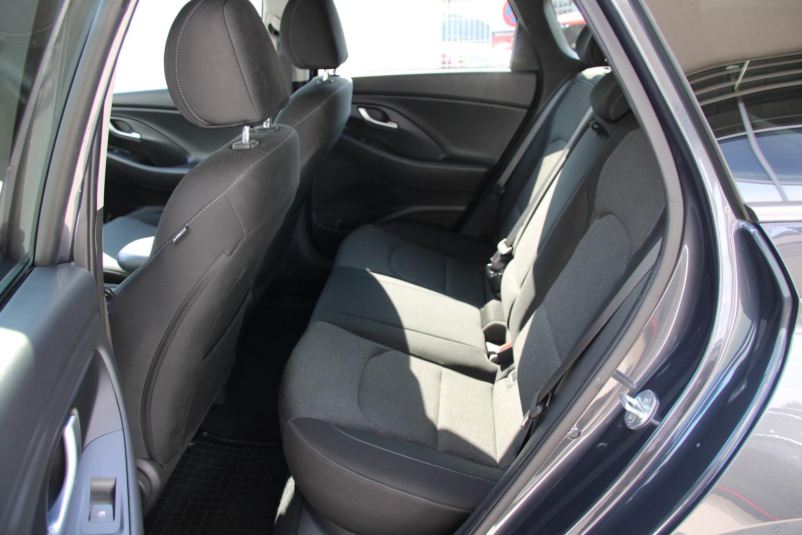 Hyundai i30 CW 1,5 T-GDi MHEV 117,5kW A/T