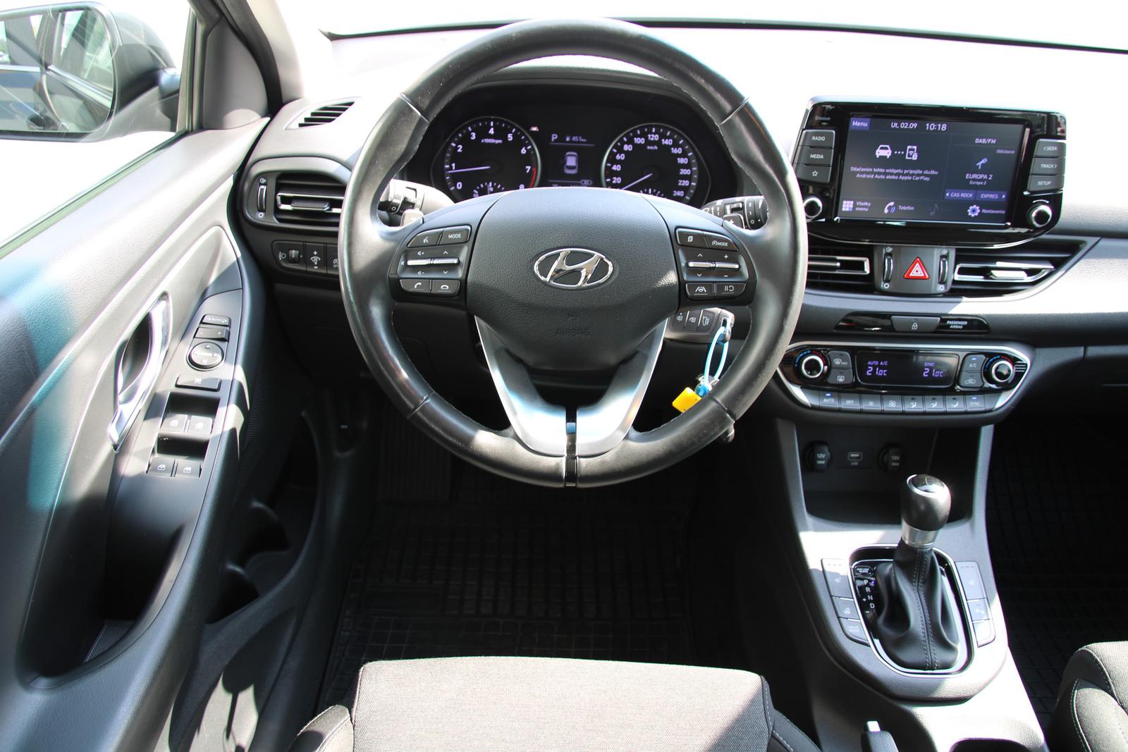 Hyundai i30 CW 1,5 T-GDi MHEV 117,5kW A/T