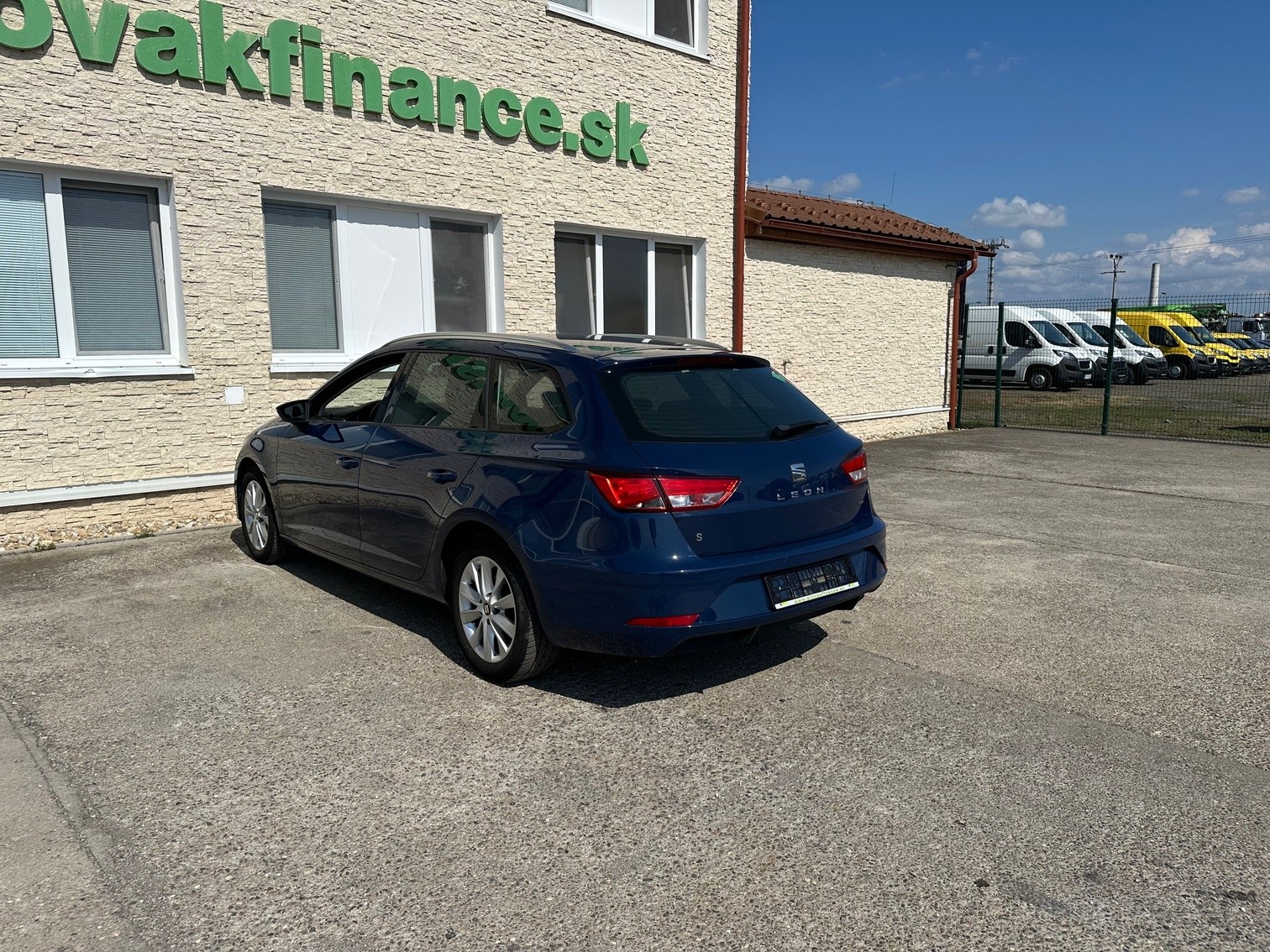 SEAT LEON ST 1,4 TGI CNG BENZÍN COMBI 2018 VIN 294