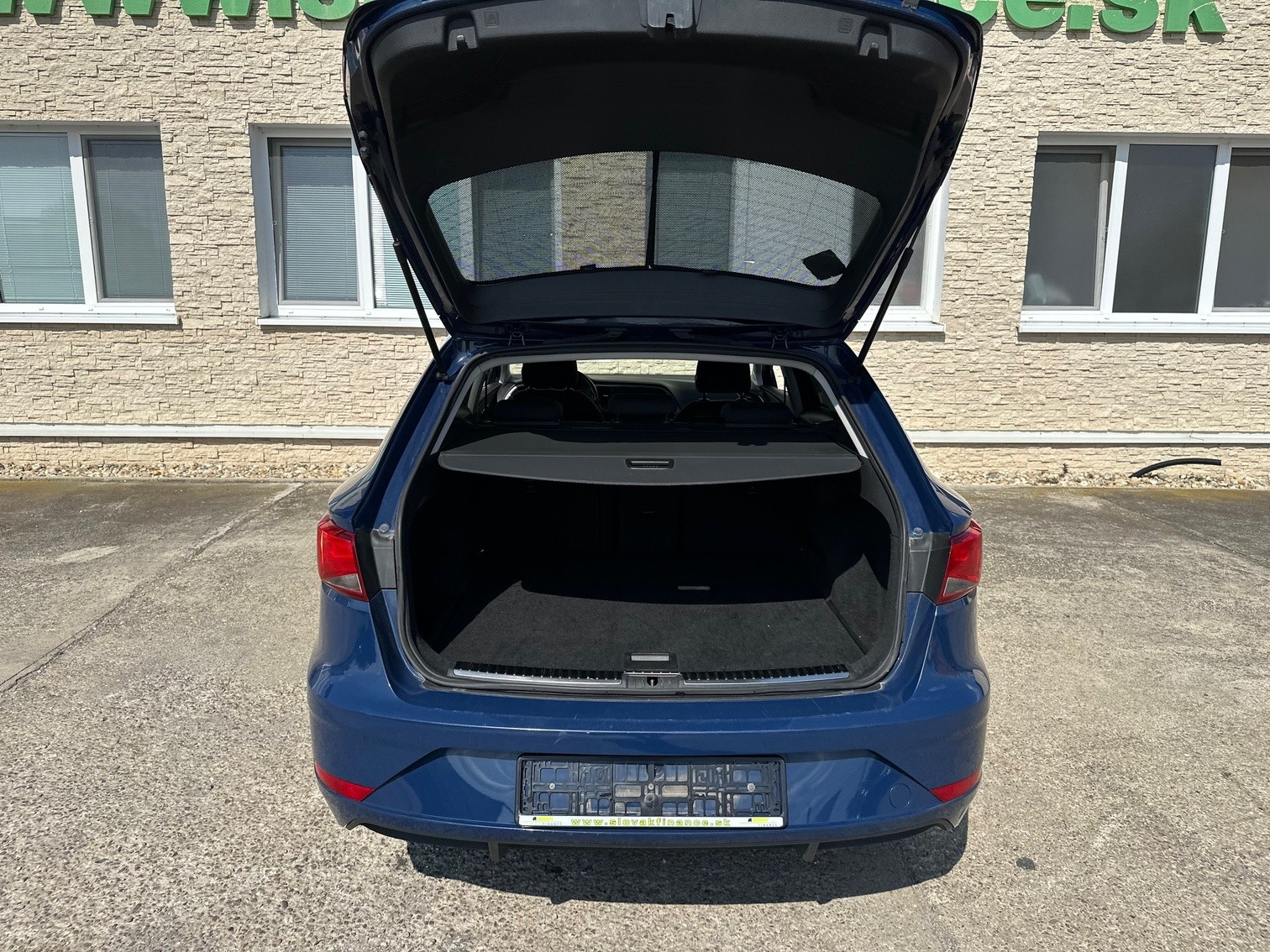 SEAT LEON ST 1,4 TGI CNG BENZÍN COMBI 2018 VIN 294
