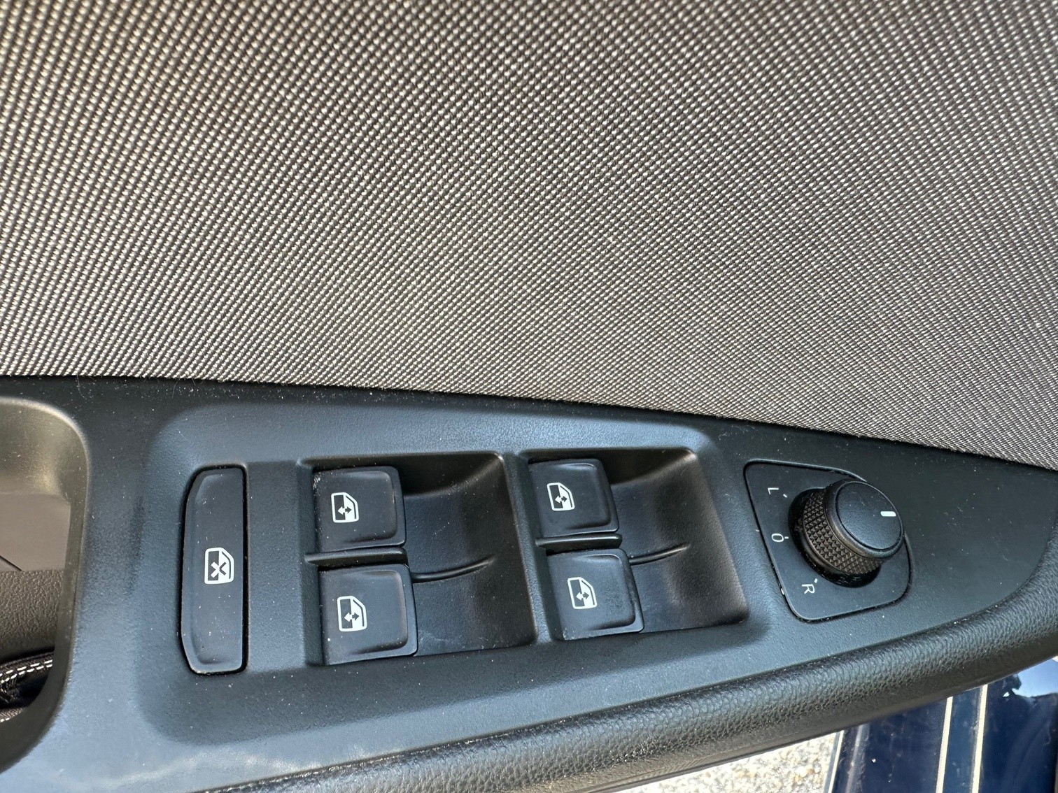 SEAT LEON ST 1,4 TGI CNG BENZÍN COMBI 2018 VIN 294