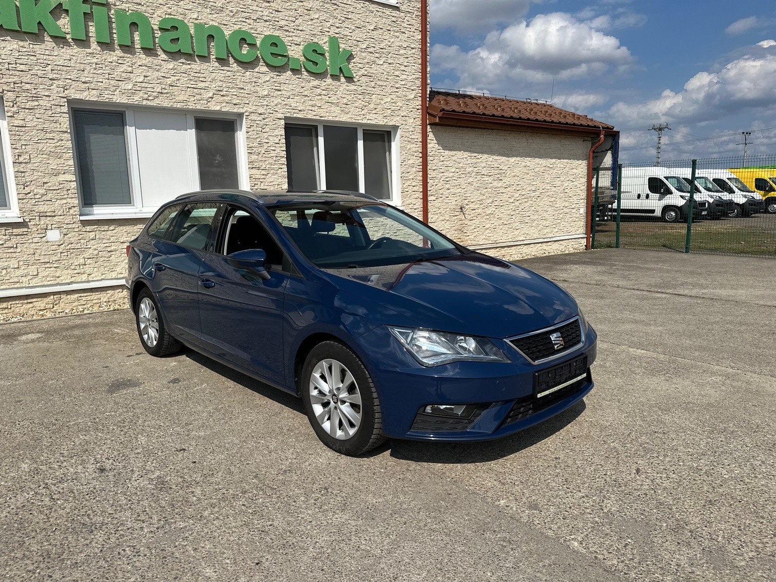 SEAT LEON ST 1,4 TGI CNG BENZÍN COMBI 2018 VIN 378