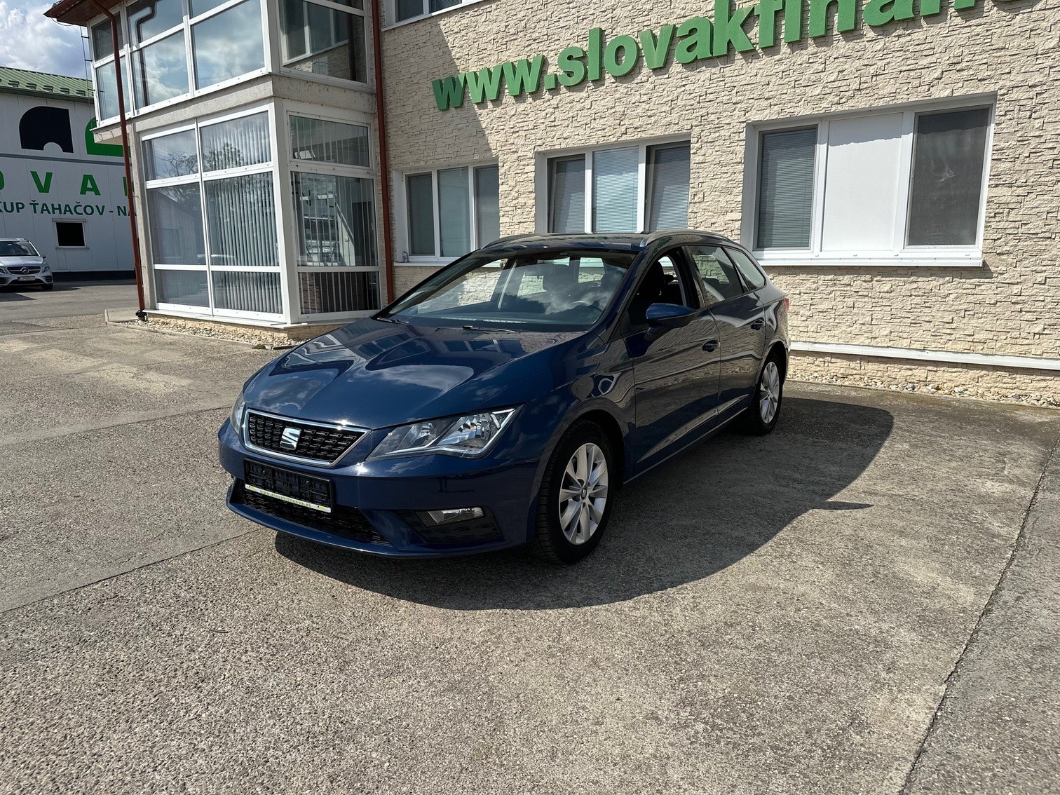 SEAT LEON ST 1,4 TGI CNG BENZÍN COMBI 2018 VIN 378
