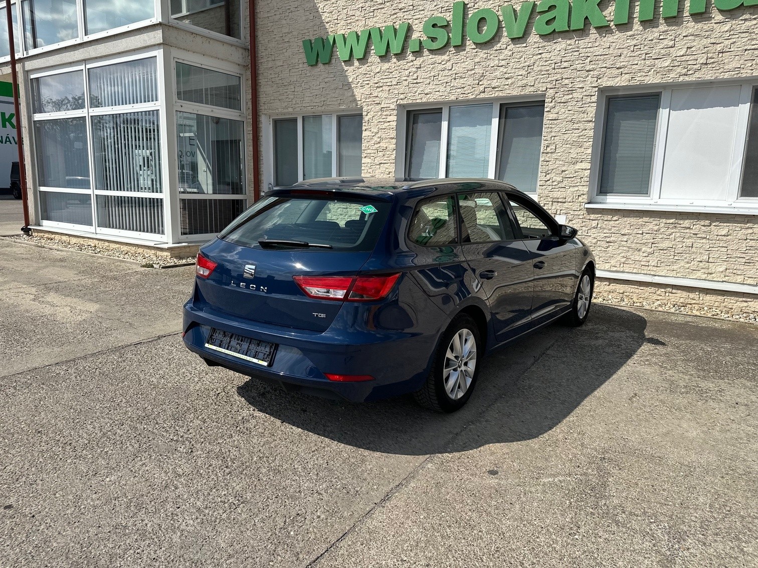 SEAT LEON ST 1,4 TGI CNG BENZÍN COMBI 2018 VIN 378