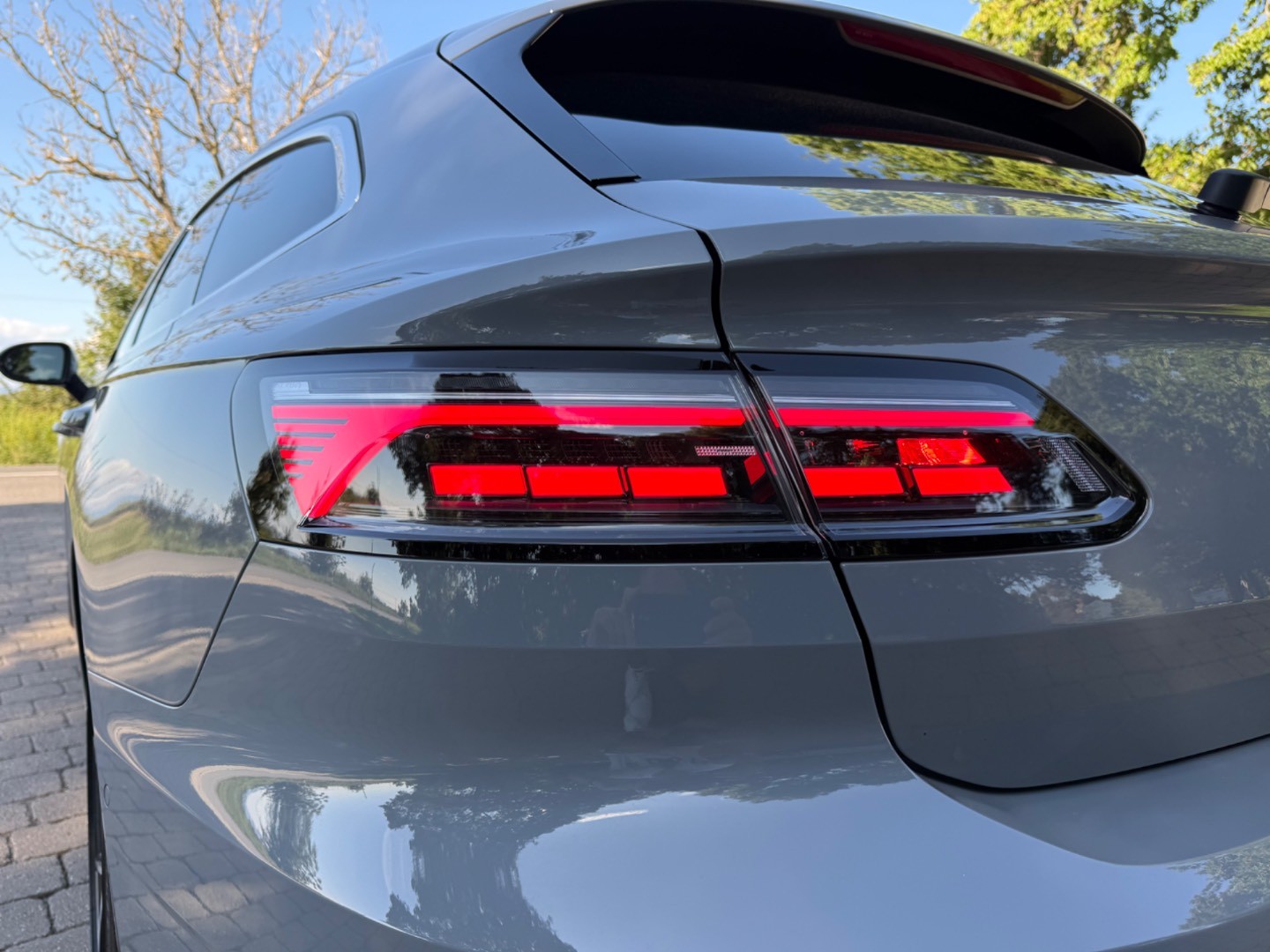 Volkswagen Arteon Shooting Brake SB 2.0 TSI R 4Motion DSG