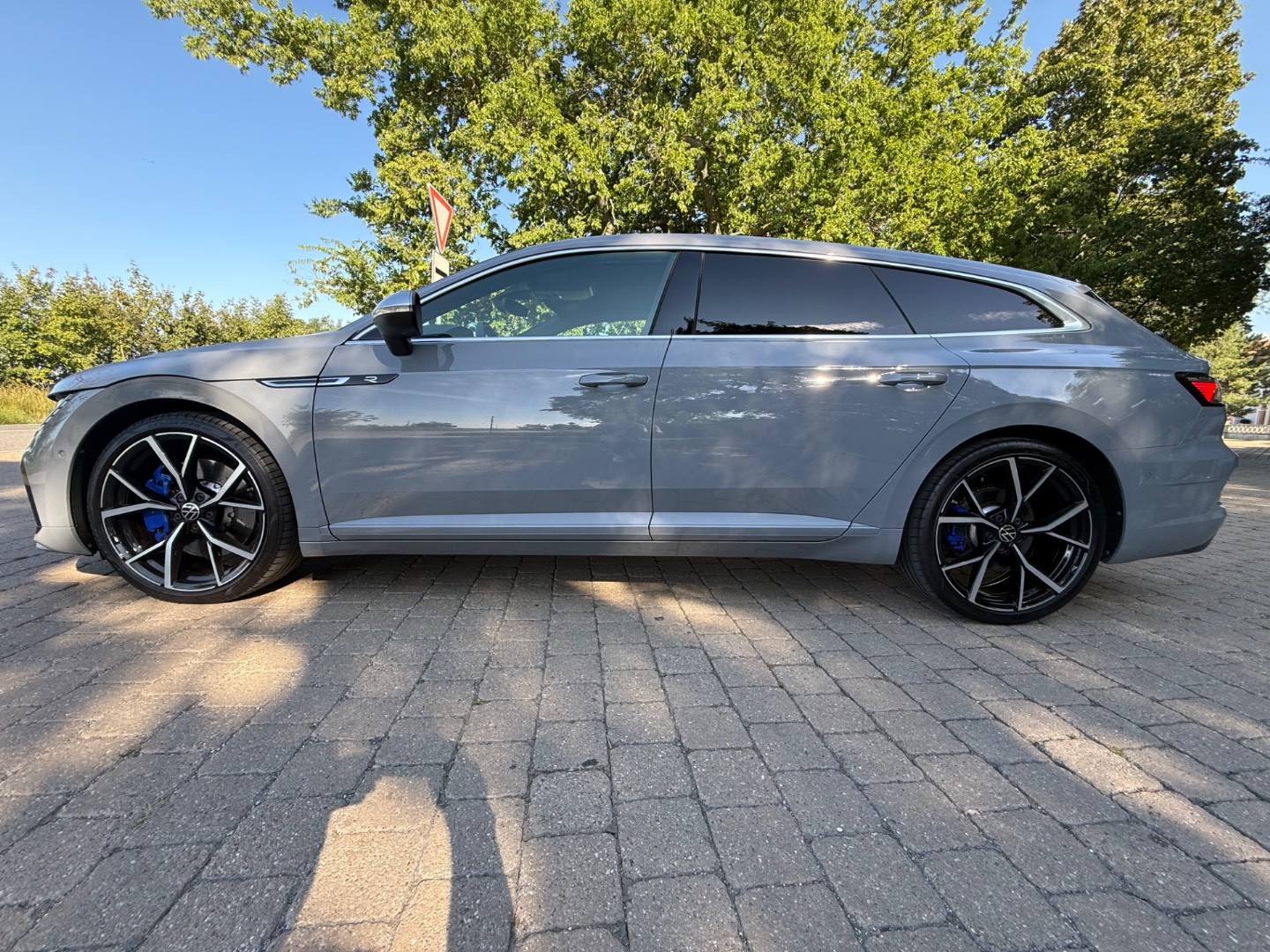 Volkswagen Arteon Shooting Brake SB 2.0 TSI R 4Motion DSG