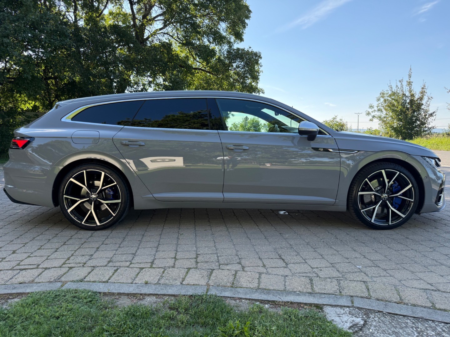 Volkswagen Arteon Shooting Brake SB 2.0 TSI R 4Motion DSG