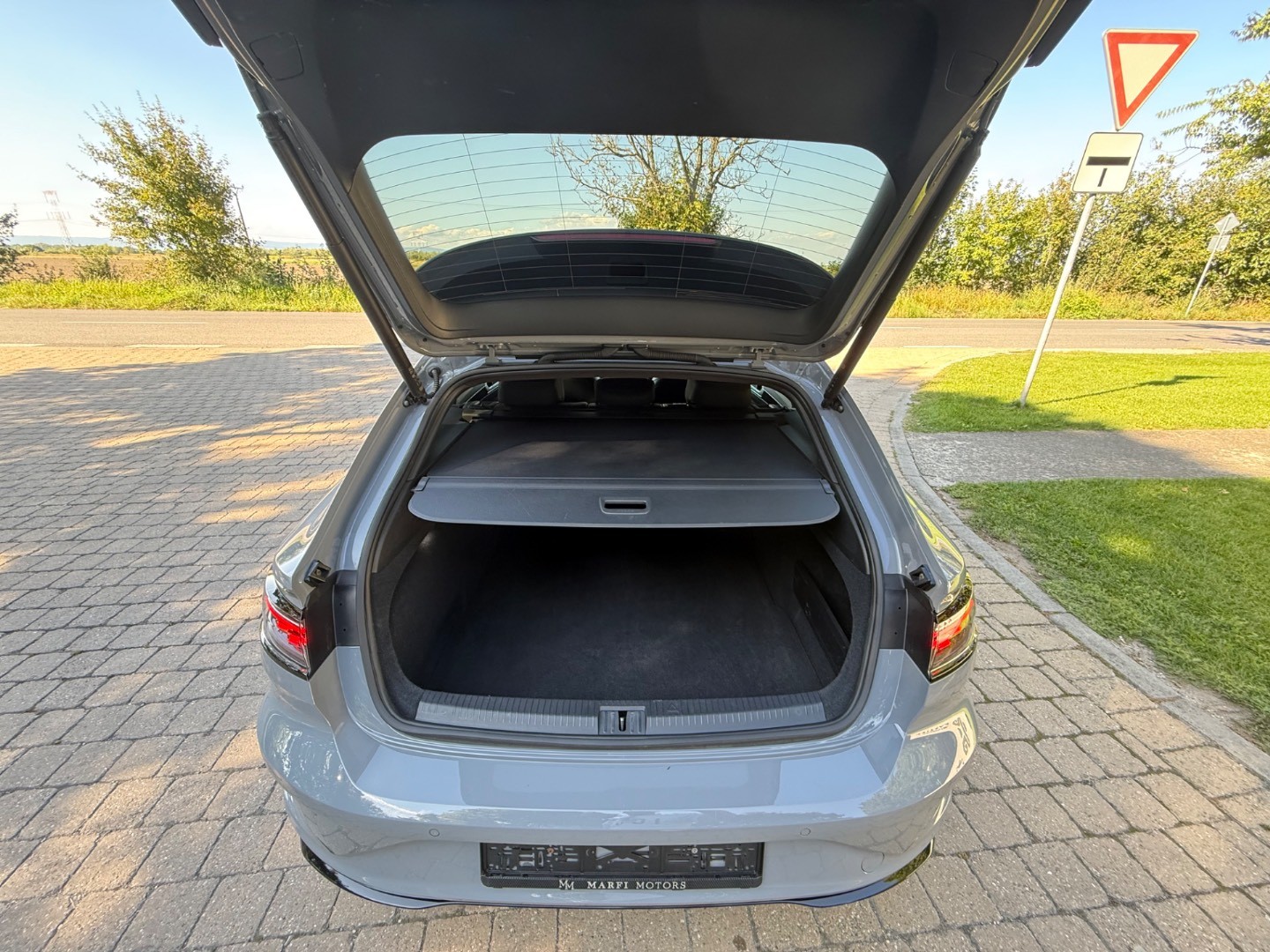 Volkswagen Arteon Shooting Brake SB 2.0 TSI R 4Motion DSG