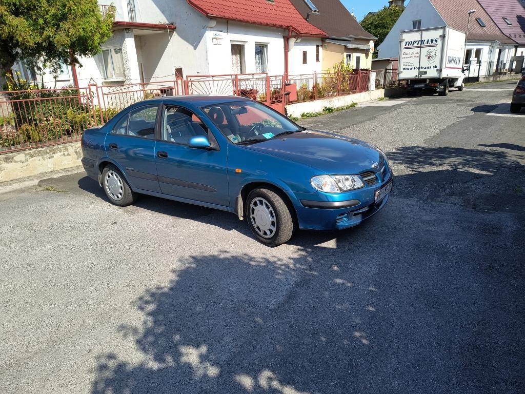 Nissan Almera 1.5 Comfort
