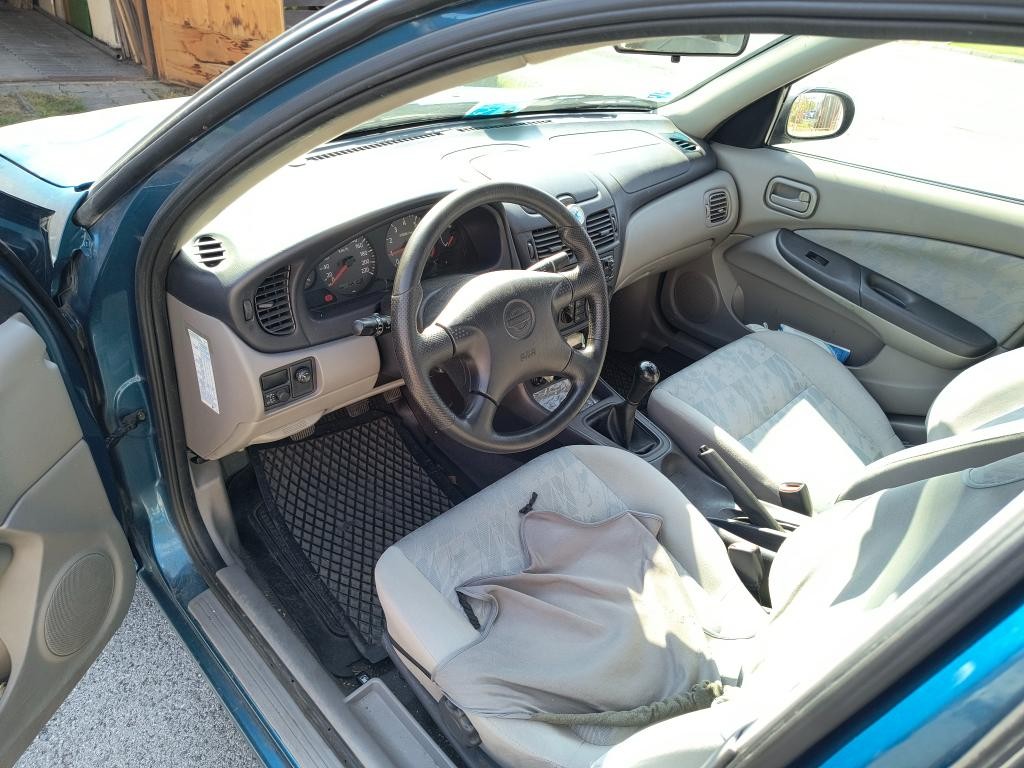 Nissan Almera 1.5 Comfort