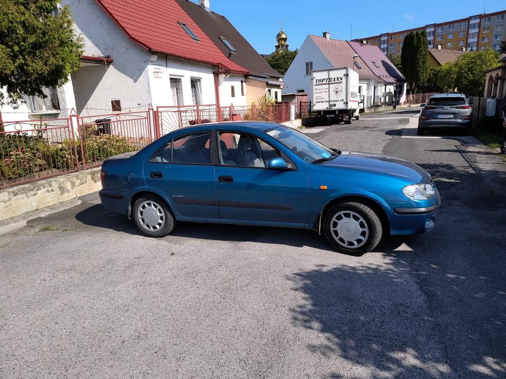 Nissan Almera 1.5 Comfort