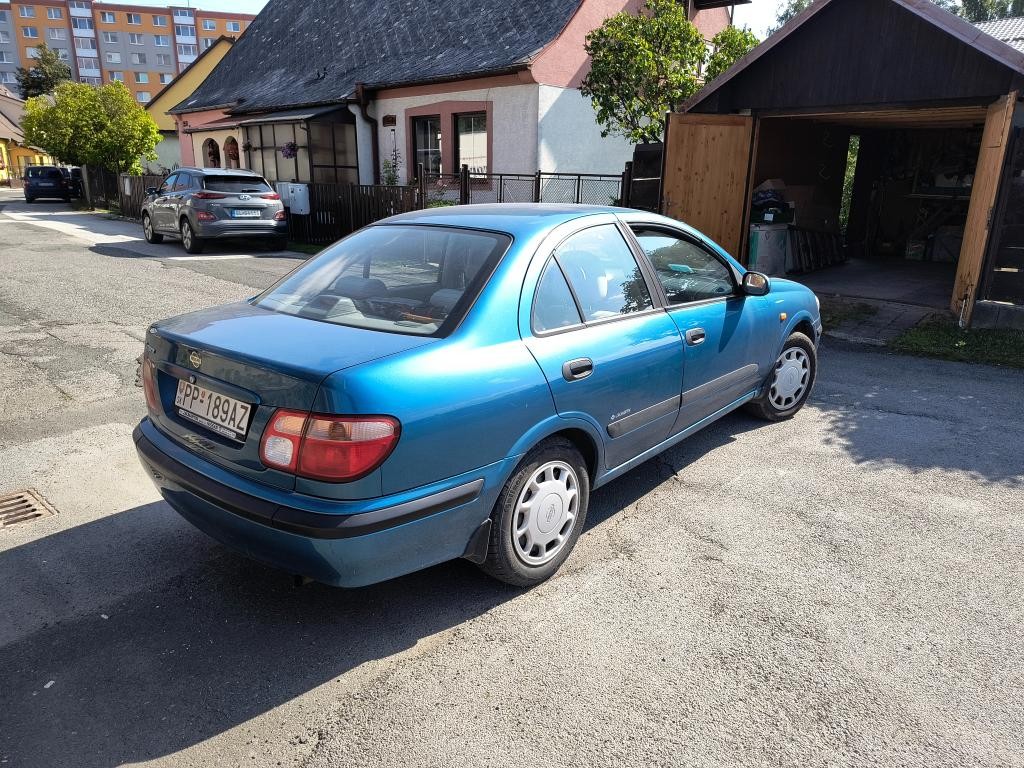 Nissan Almera 1.5 Comfort